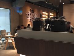 -瑞幸咖啡(外滩SOHO店)