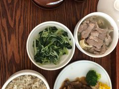 -雪梅月子中心(华侨城店)