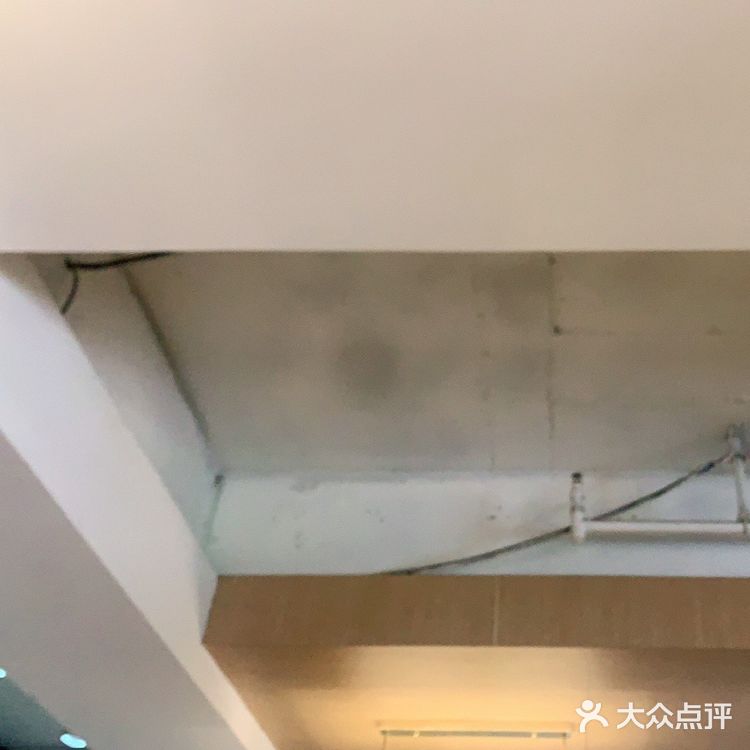 合地广场港味馆