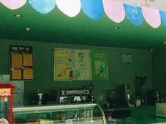-爱睿思儿童早教亲子游泳(万象城店)