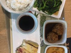 -老乡鸡(上海品尊国际中心店)