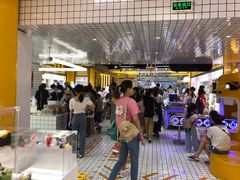 -泡泡玛特POPMART(上海环球港店)