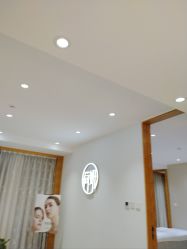 -HEYAN荷妍专业脱毛连锁机构