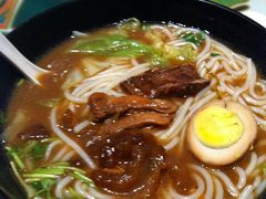 红焖筋配肉粉-钰花溪(国瑞城店)