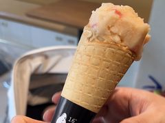 -Fridi Patisserie Cafe