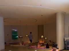 -涨巢·潮玩水疗局