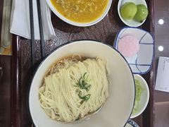 -百年老字号·观振兴蟹黄面·三虾面·苏式面(观前街富仁坊巷店)