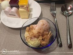 -荣誉国际酒店-云顶旋转餐厅