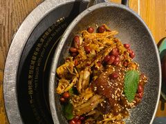 -吃饭皇帝大土家民族菜(正大广场店)