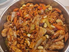 -黄记煌三汁焖锅(新佳丽江汉路店)