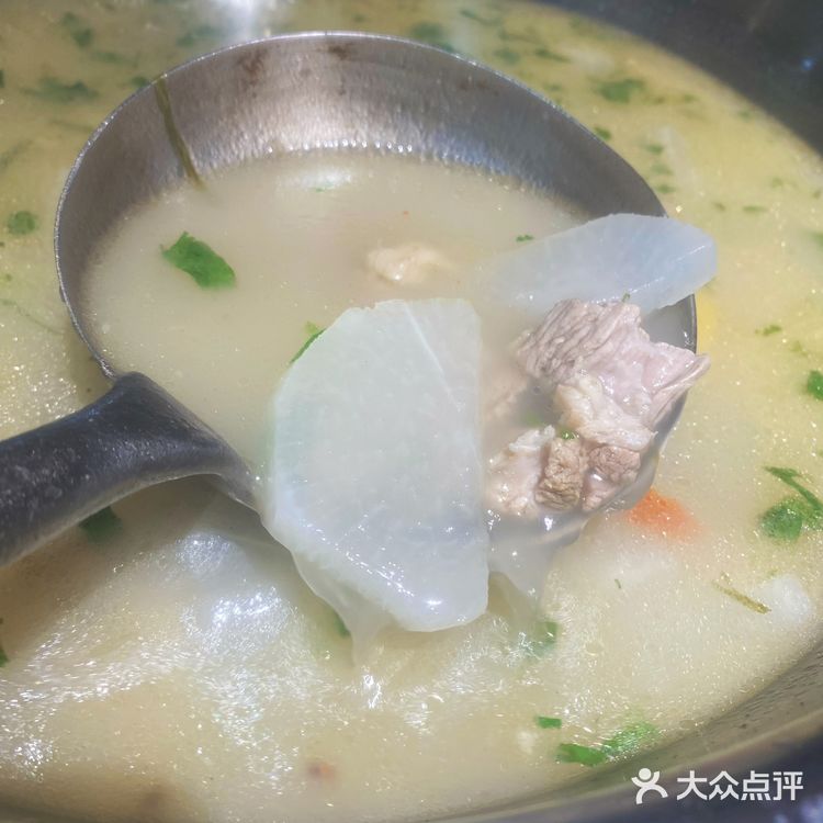 狐狸爱上椰子鸡我们一起吃饺子🥟