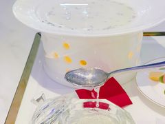 -燕庭·纯燕窝·甜品下午茶(南京西路店)