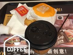 -麦当劳(轻轨曹杨路店)