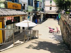 -阿妹小海鲜(下角店)