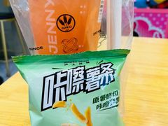 -沪上阿姨·精选茶饮(八一路店)