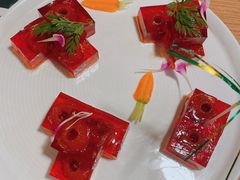 -山楂树融合菜餐厅