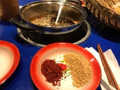 -马路边边火锅串串(观前街店)