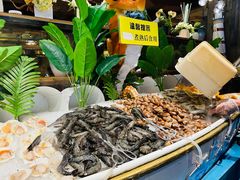 -领鲜活海鲜榴莲自助火锅(东门店)