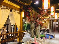 -万重锦·人文川菜馆(骡马市店)