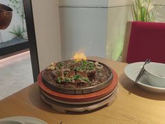 -蜜桃餐厅·伴山(绿宝广场店)