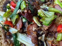 蕨粑炒腊肉-古城苗家土菜馆(河景餐厅店)