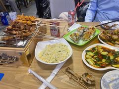 -烤满分·东北烧烤(首经贸店)