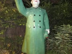 -莓园冰淇淋店