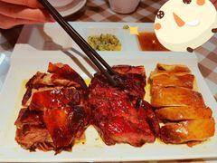 -新大咀港式茶餐厅(宝山万达店)
