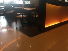 大堂-必胜客(机场路店)