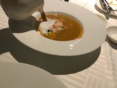 -广州塔卢特斯法国旋转餐厅