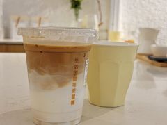 桂花拿铁-Cafe on warm(丹霞店)