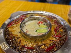 -岗上渣渣老火锅(两路口店)