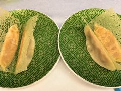 -品海楼·大连海胆锅贴馆(东港店)