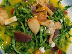 -乔街深夜食堂·小龙虾·高压锅生蚝(杭州总店)