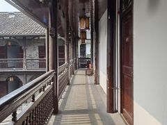 -何园