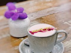 -FLOVIE FLORIST CAFE