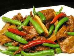 杭椒炒牛肉-泰华海鲜中餐厅(普吉镇店)