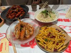 -肥肥虾庄·金牌油焖大虾(汉口城市广场店)