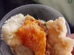 咸蛋黄超人包-老陶包子铺(南大西南村店)
