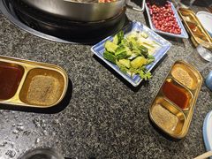 -佟爷·老北京炙子烤肉(动物园店)