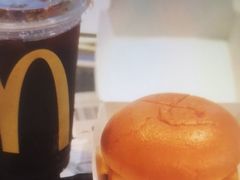 -麦当劳(郑州正弘城店)