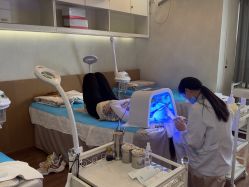 -成都苗方清颜专业祛痘