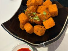 黑松露脆皮豆腐粒-桂满陇·杭州小馆(巴黎春天浦建店)