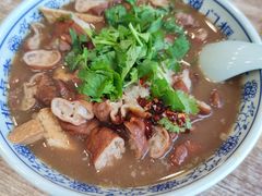 卤煮火烧-门框胡同百年卤煮(新街口店)