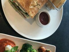 -WOLFGANG PUCK KITCHEN & BAR(迪士尼小镇店)
