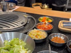 -GOGIYA·咕叽吖韩国传统烤肉店(东方新天地店)