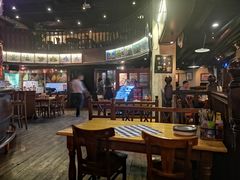 -皇冠自酿啤酒坊(中国红街5号楼店)
