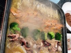 -香山湖家家宴(中山陵店)