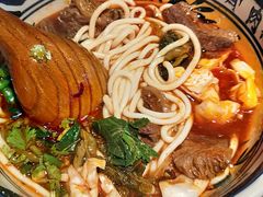 -鑫花溪牛肉米粉(东环大润发店)