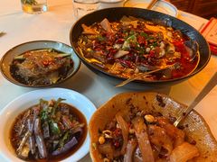 -龙门阵茶屋川菜馆(武康路店)